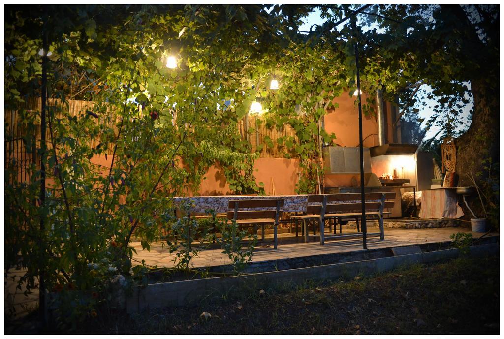 Anna Christina Apartments Metamorfosi  Exterior photo