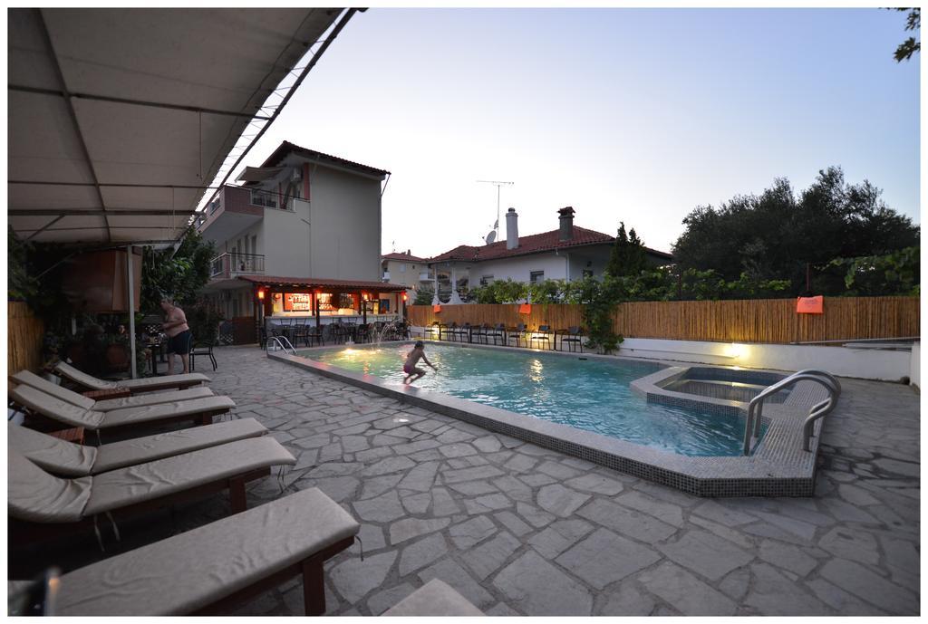 Anna Christina Apartments Metamorfosi  Exterior photo