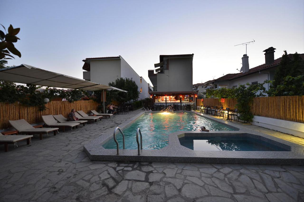 Anna Christina Apartments Metamorfosi  Exterior photo